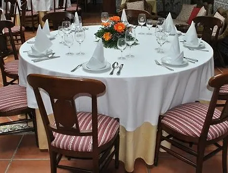 Rural Victoria Hotel 3*