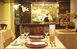 Rural Victoria Hotel 3*